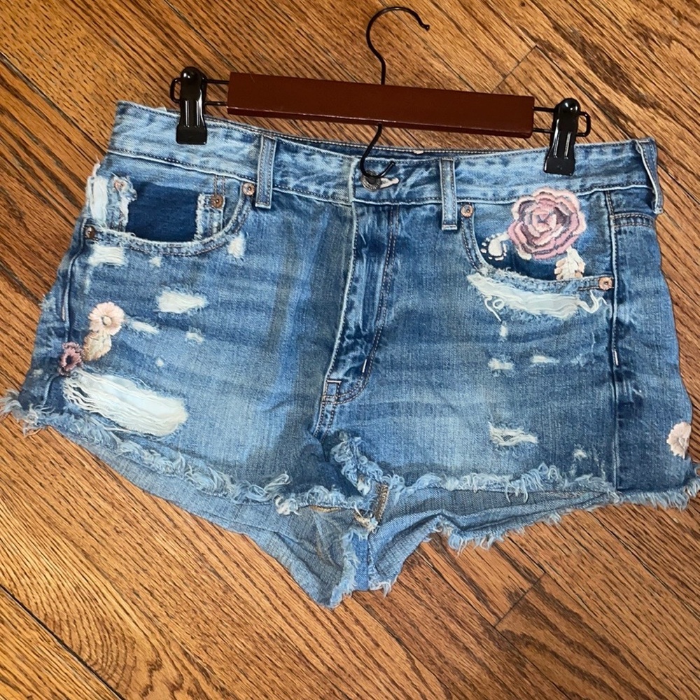 New AE hi-rise festival shorts